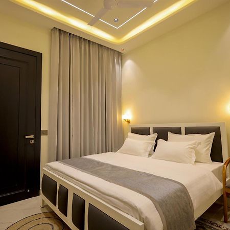 Narayana Homes Mathura Kültér fotó