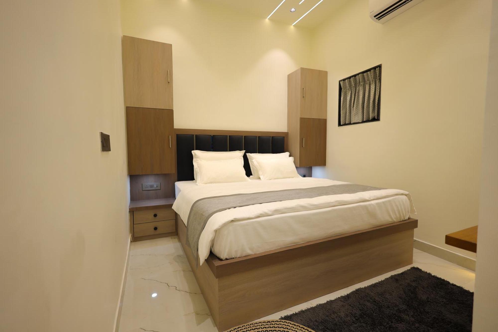 Narayana Homes Mathura Kültér fotó