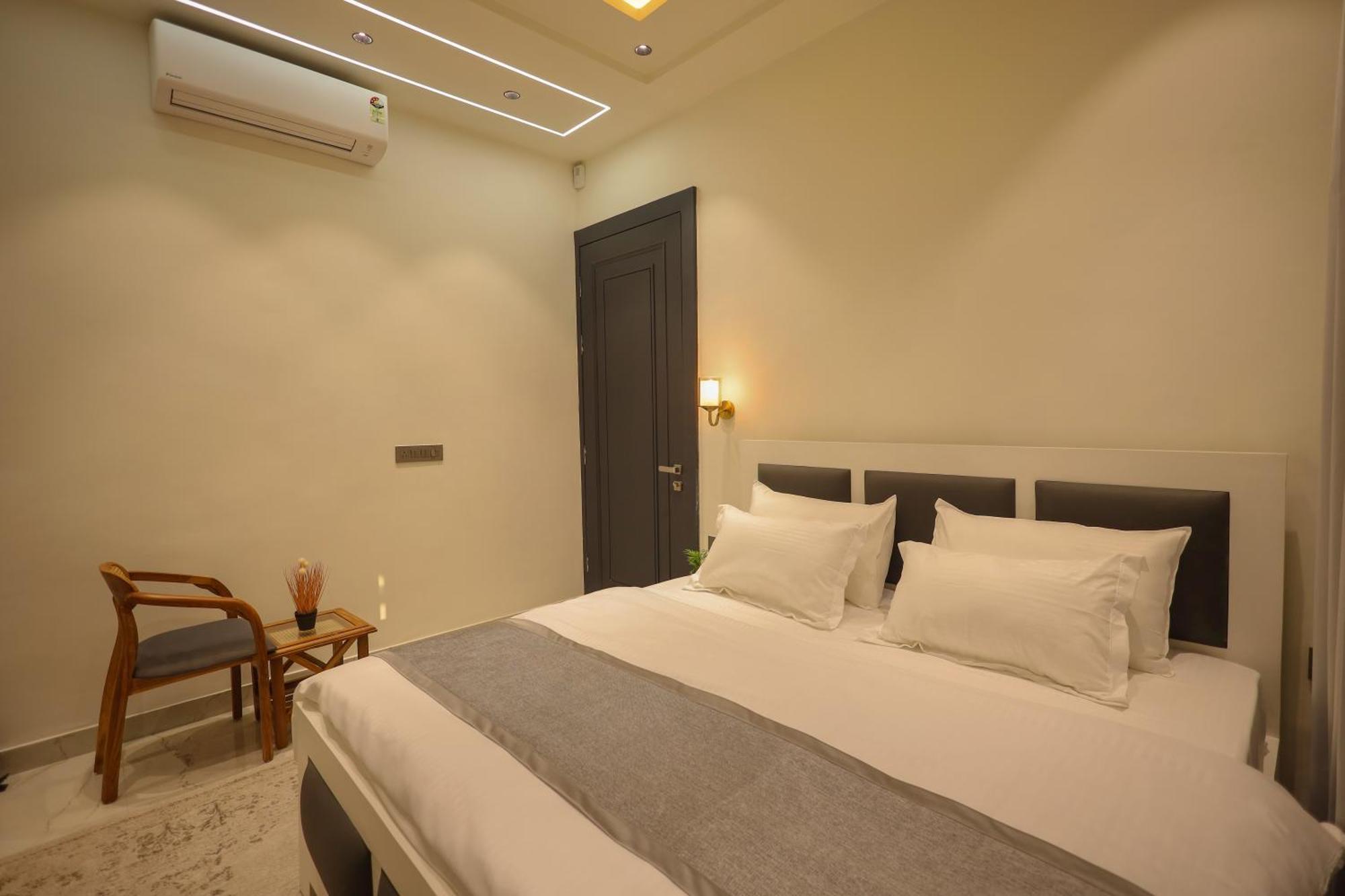 Narayana Homes Mathura Kültér fotó